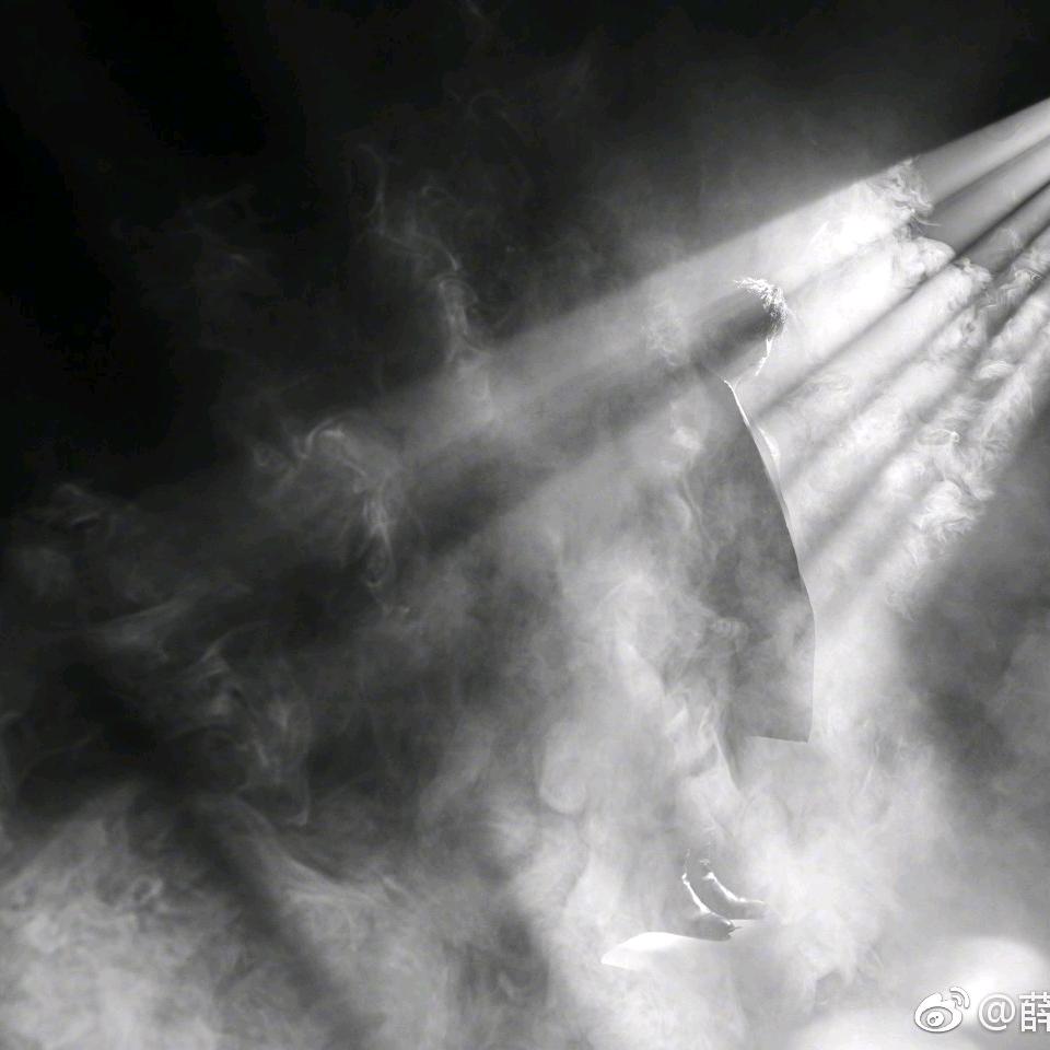 落枫归月
