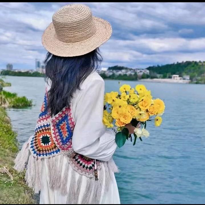 薇薇一笑🍁🍁🍁