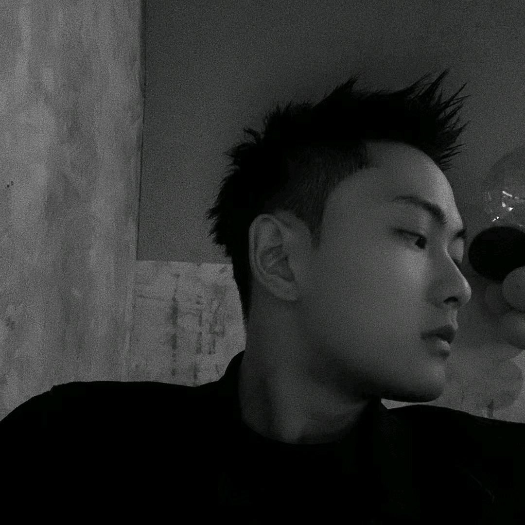 爱吃鱼的小王