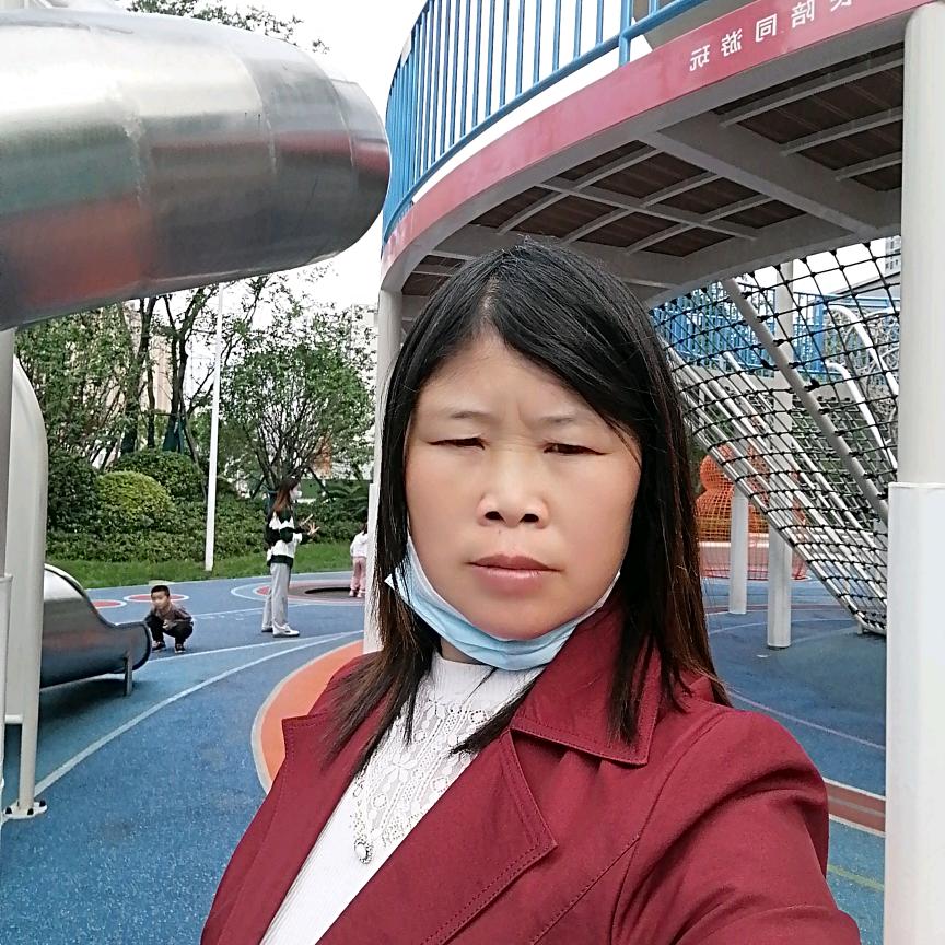 英”姐.