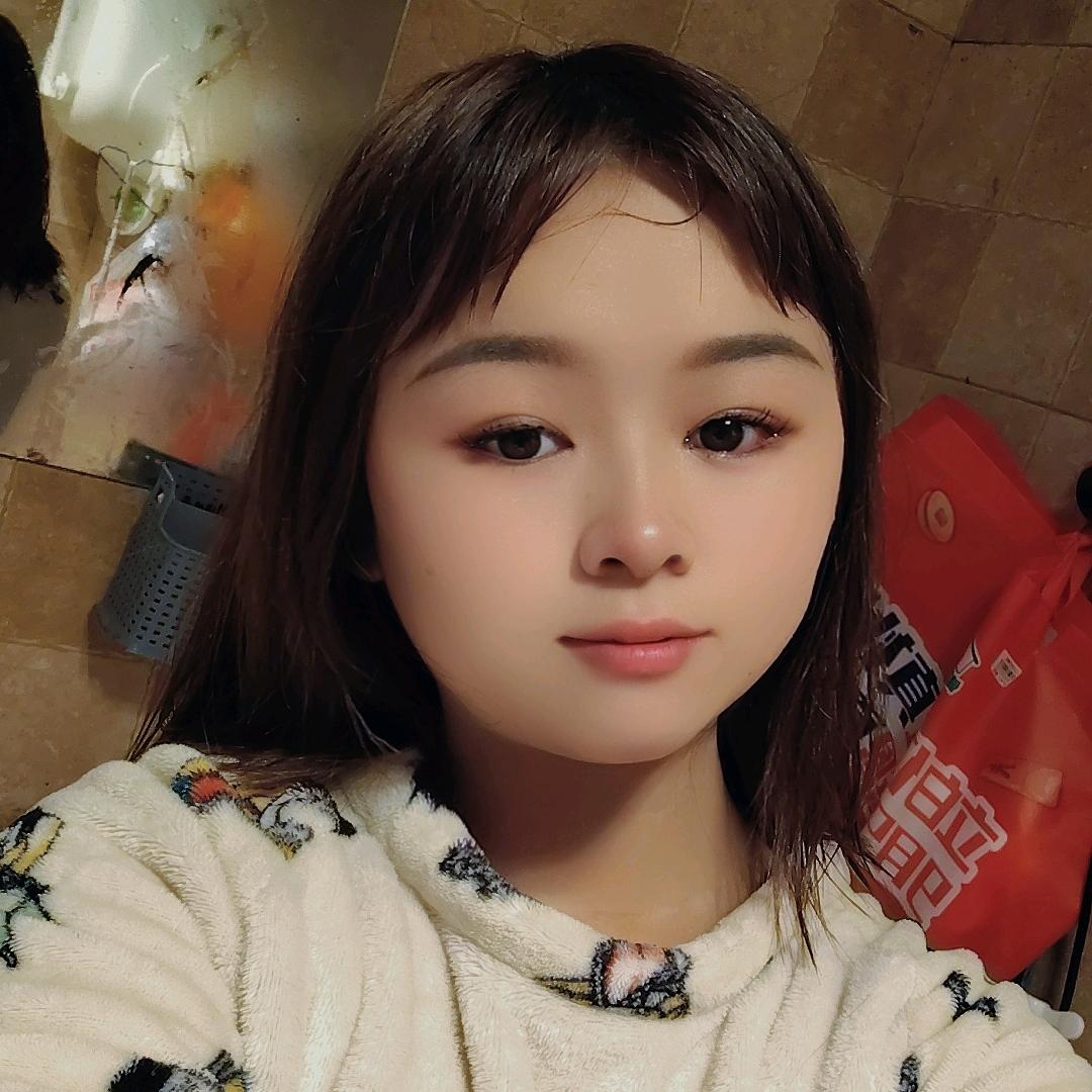 可爱的小女孩《F8》