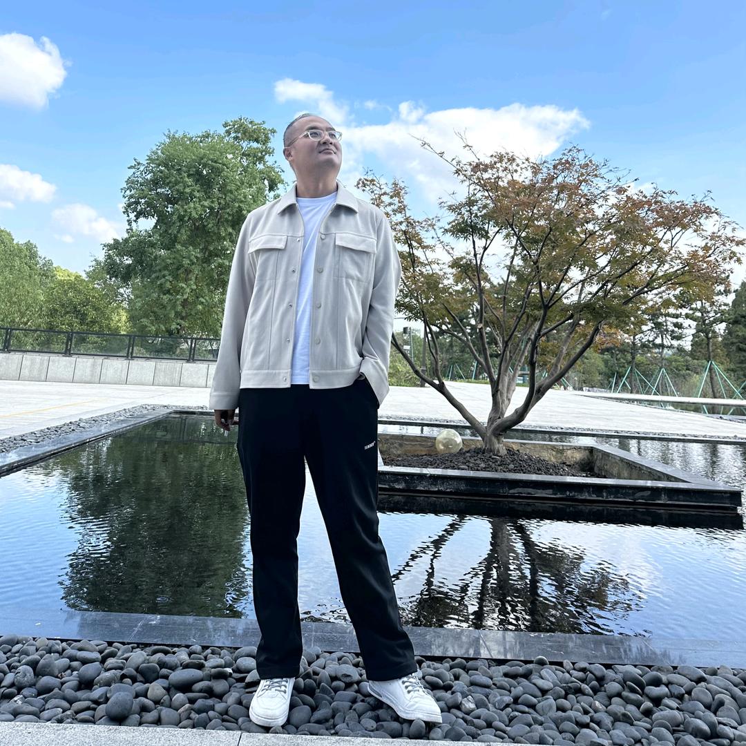 绍兴先生（越知语）