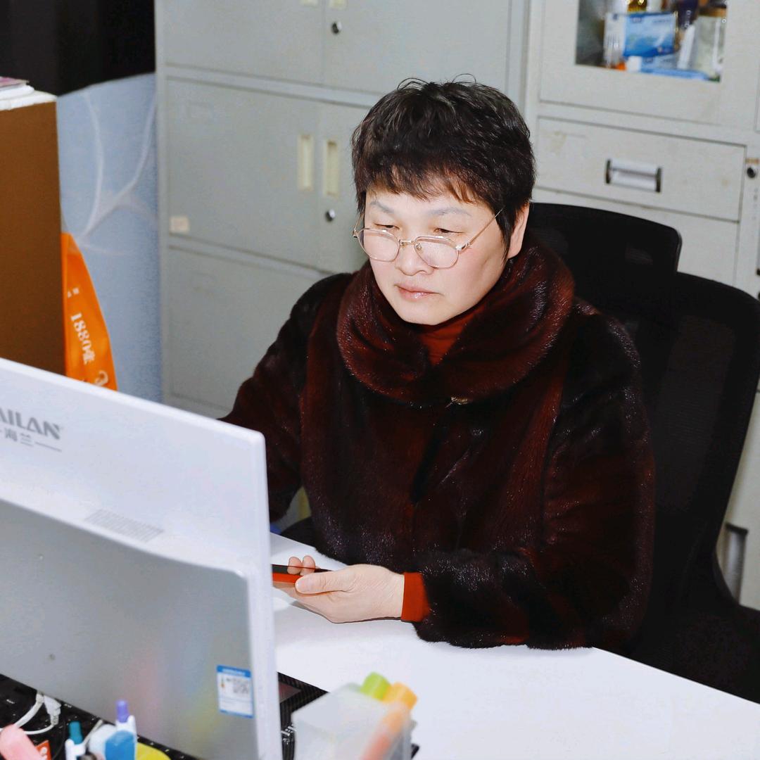 耀耀房产戚姐二手房新房咨询