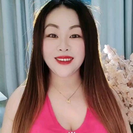 铿锵玫瑰🌹