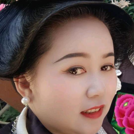 🌱敏敏～苗绣🍃🌺（可接单～