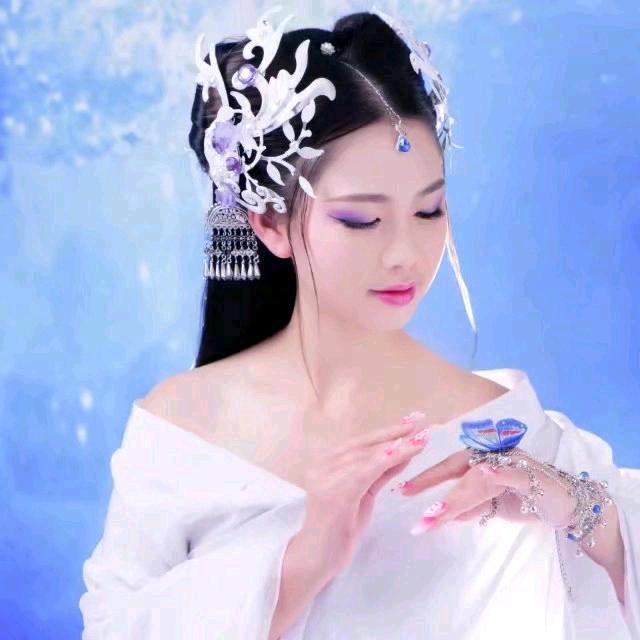 李二妮（不忘初心）