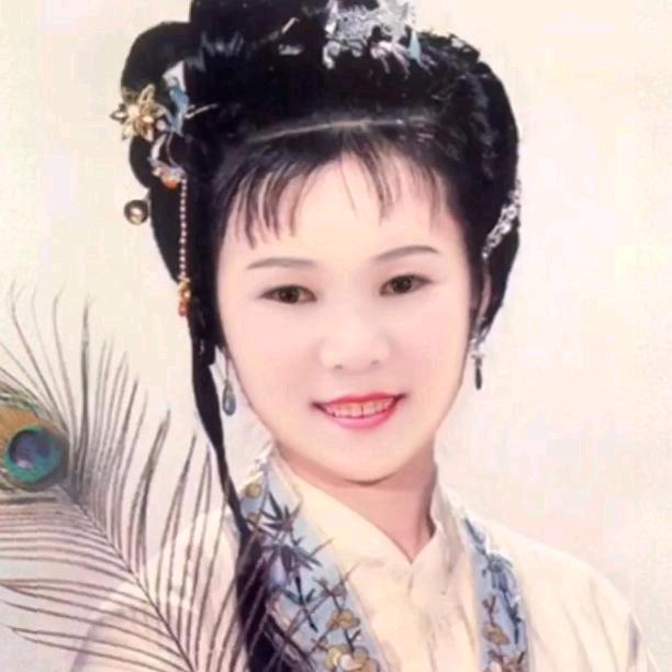 玉玉，