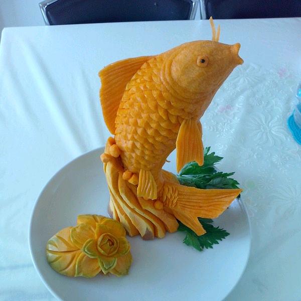 一天到晚游泳的鱼🎤