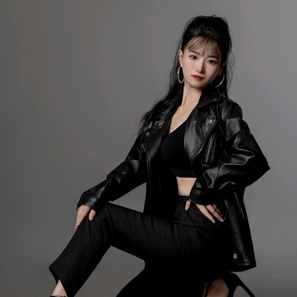 小燕子💋