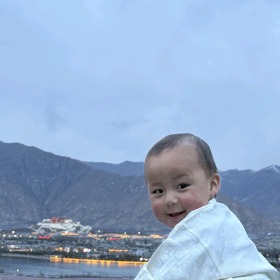 比钻石还炫