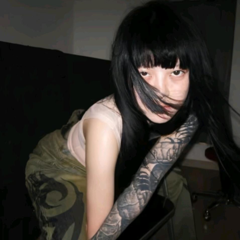 小聆碎诗吟.