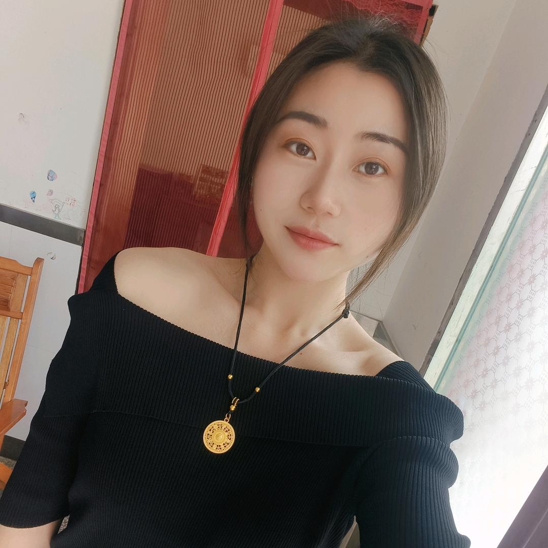 𓆰  欢乐 S○♡ñg  𓆪