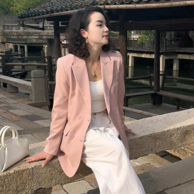 Y.J  凤姐
