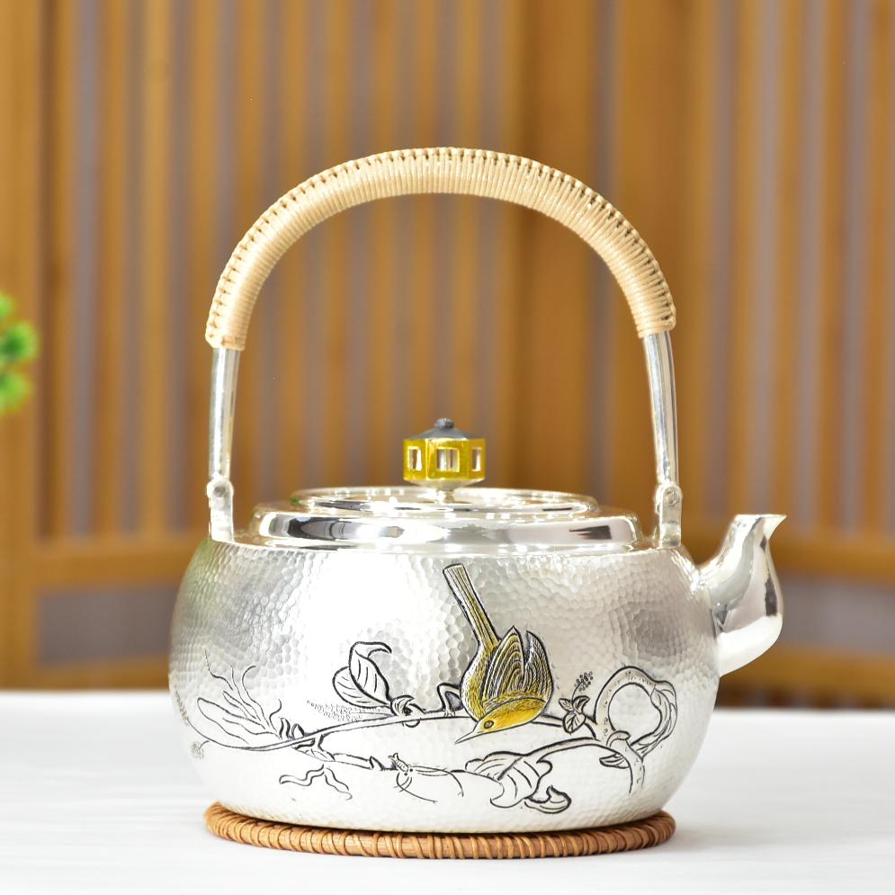 手工银壶工坊