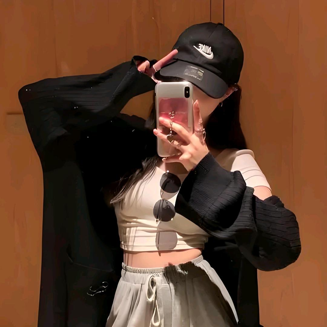 小月穿搭