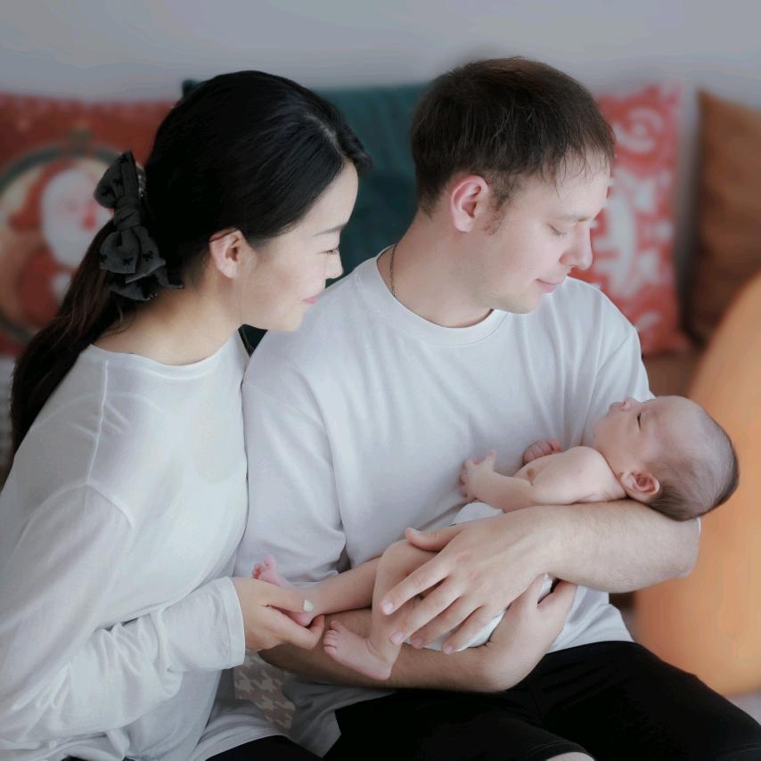 李李(混血吞金兽成长记)