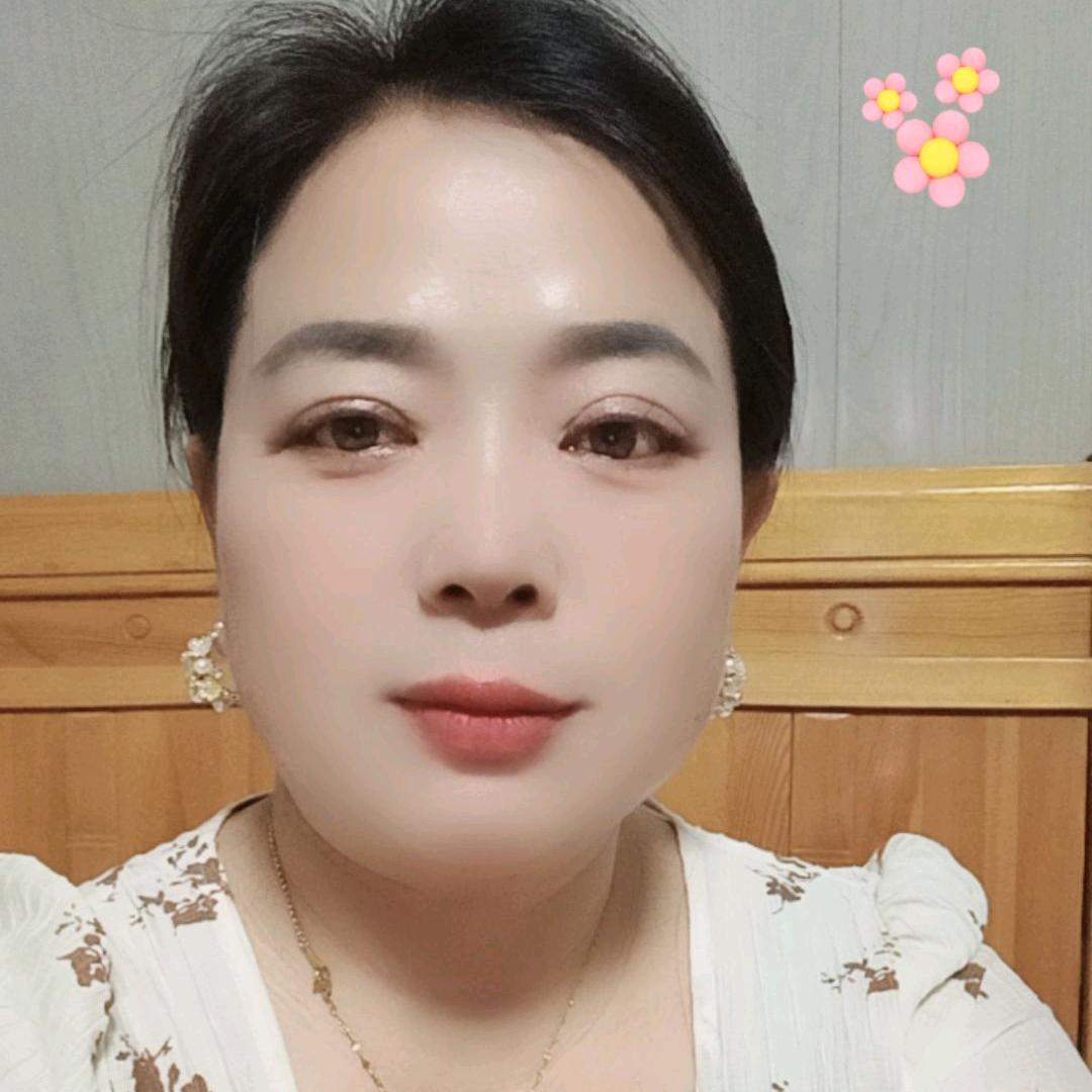 草帽姐。