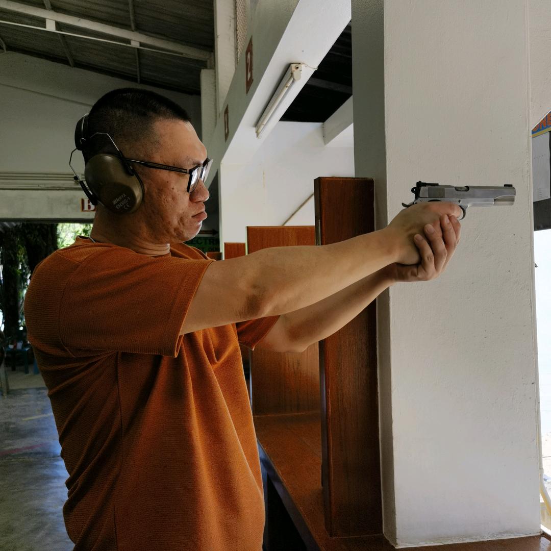 严以律己 宽以待人