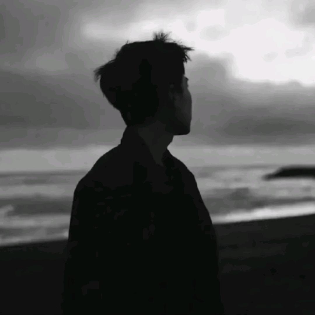 一米八三的鸭兄