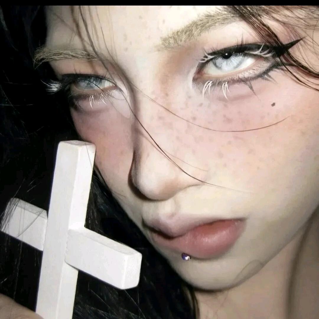 F6