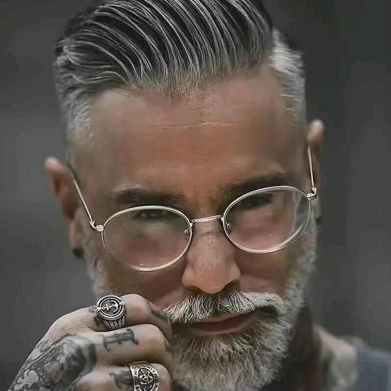 让胸毛飘一会儿