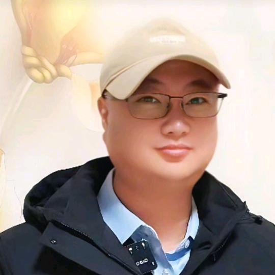 @河北亮子（知世故而不世故）