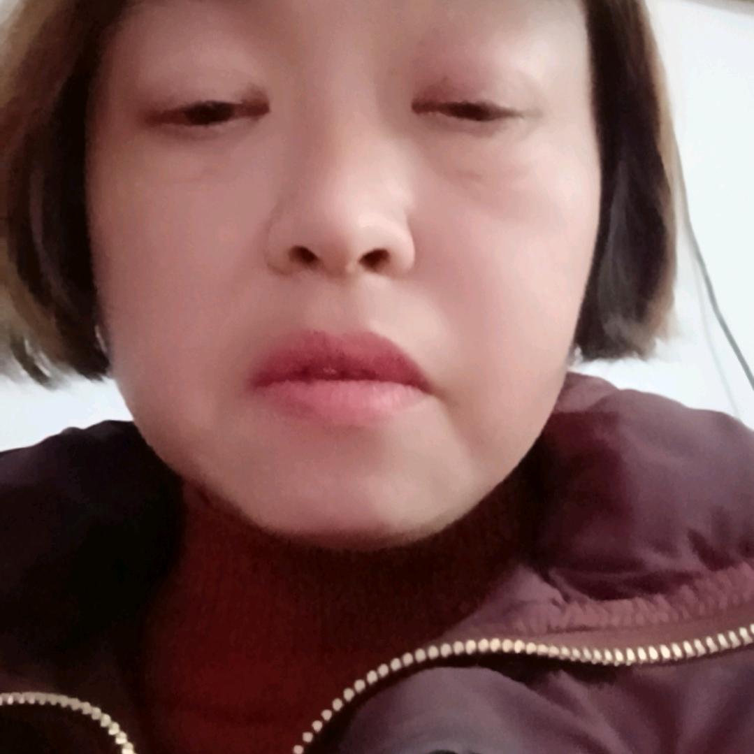 霞霞