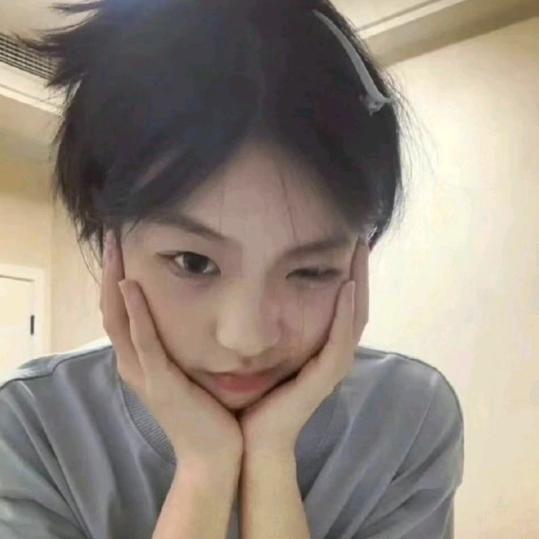 心碎小羊咩咩