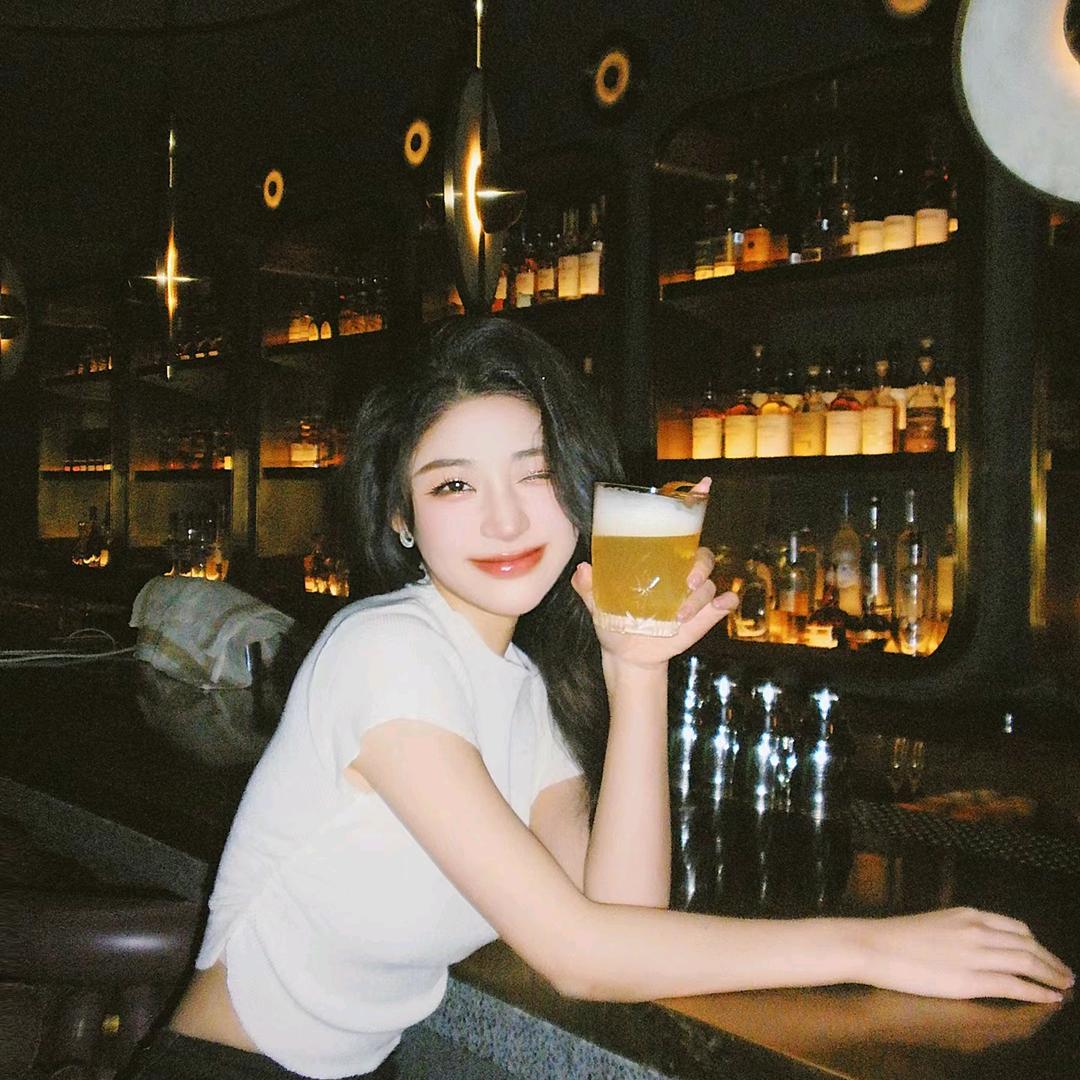 😻