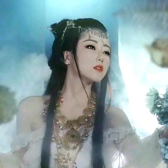 娜娜.