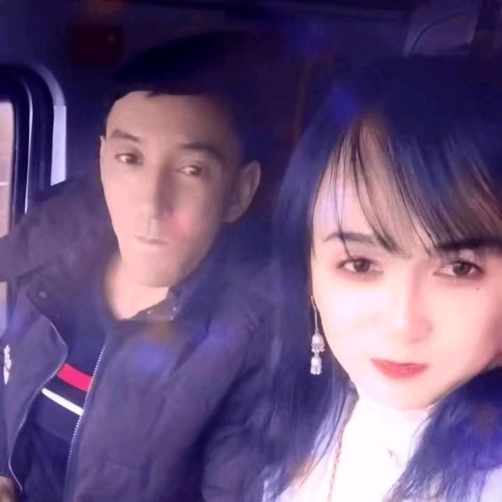 阿依波塔额敏网红