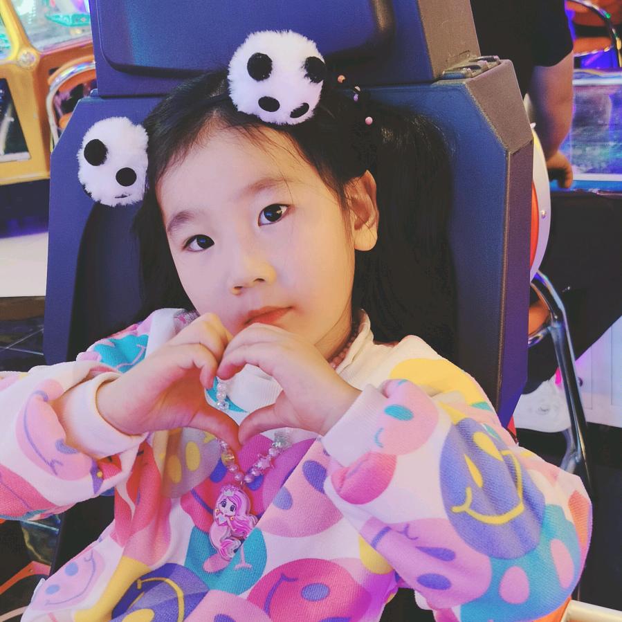 ♛小 ☞可♛爱☜