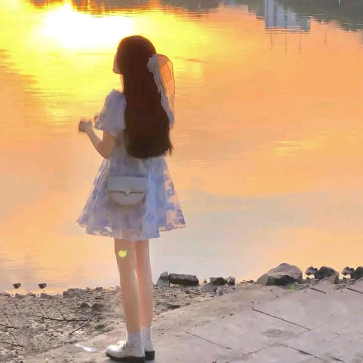 ༒༂累了♡༻༃谁心疼♡♡♡