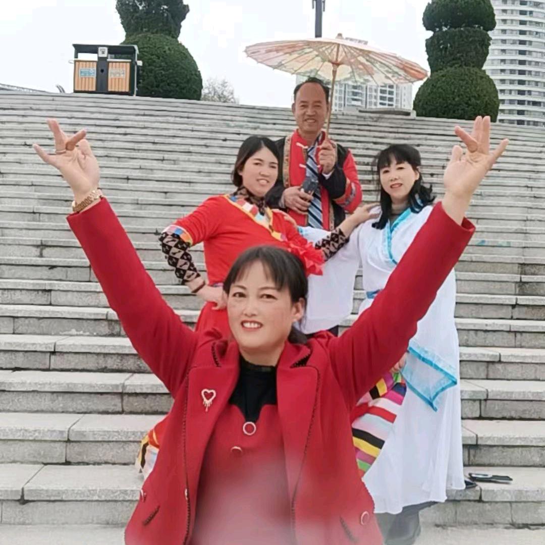 （铜仁娱乐团队）
