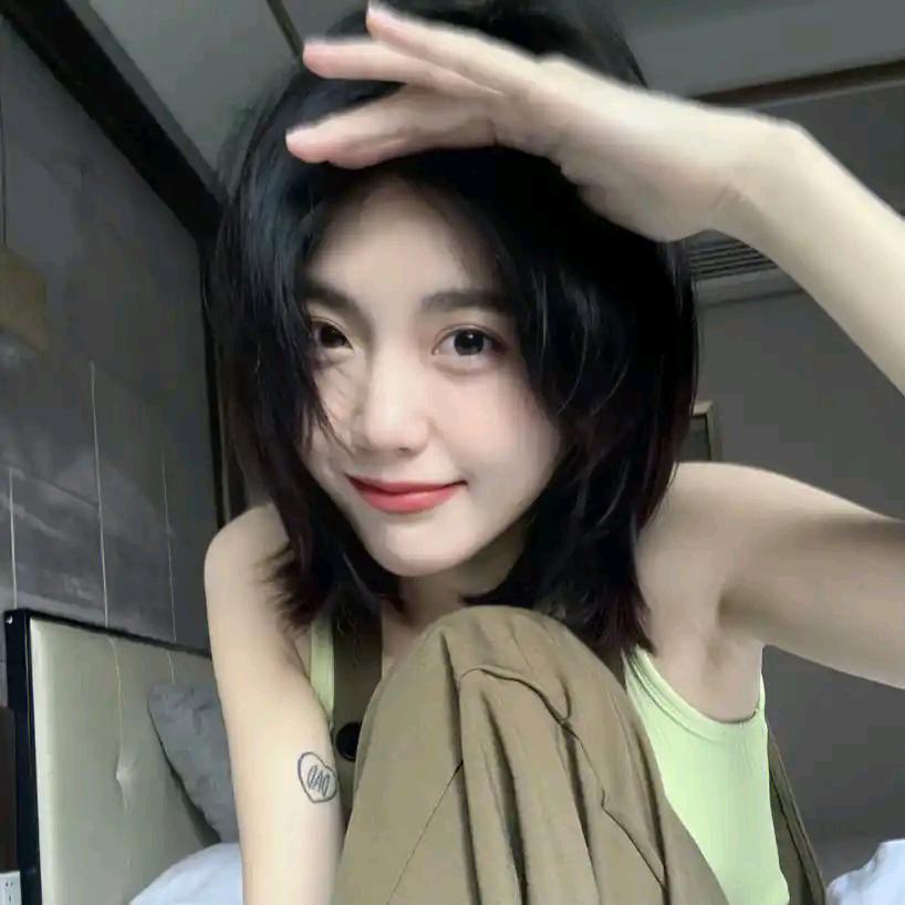 鿬佃开芯定制女装