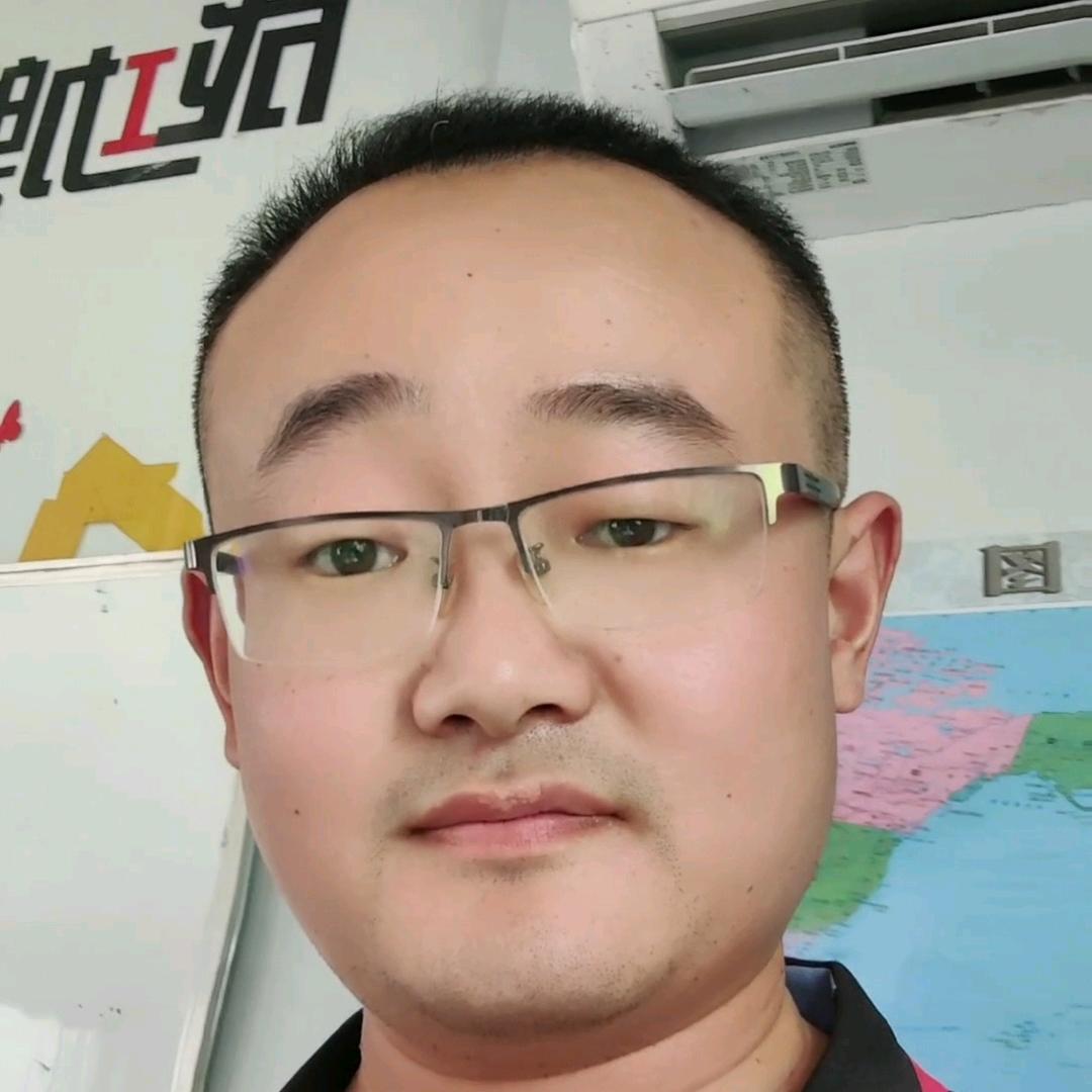@撸铁匠人