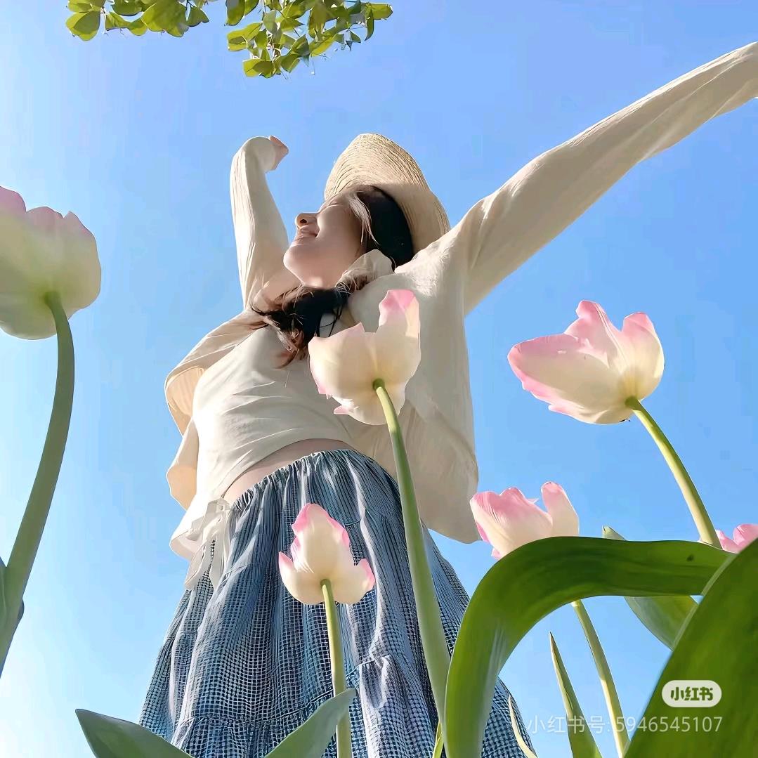 花花花哈哈哈.