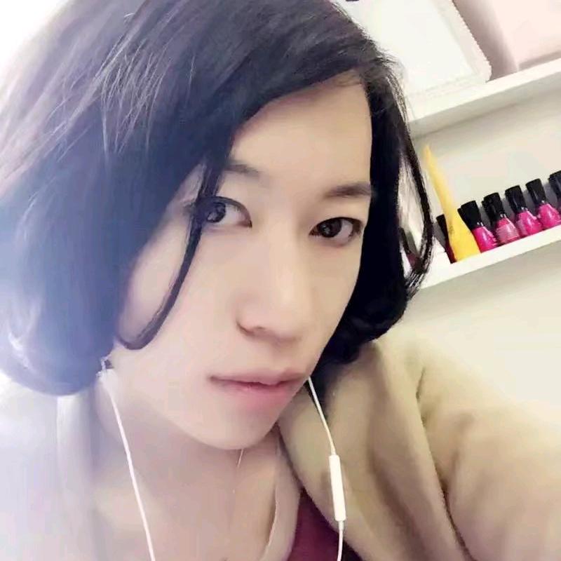 周    末
