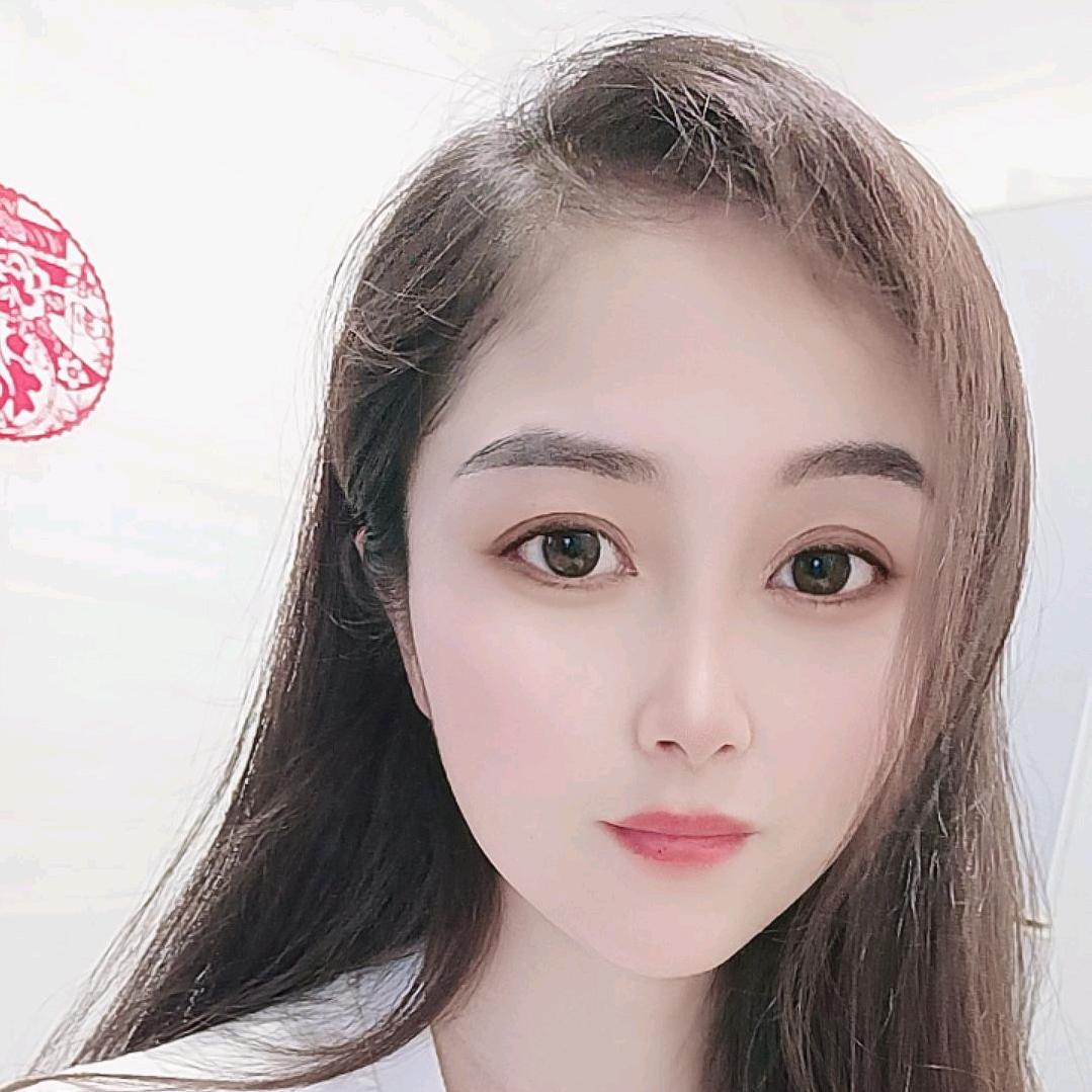 小嫚