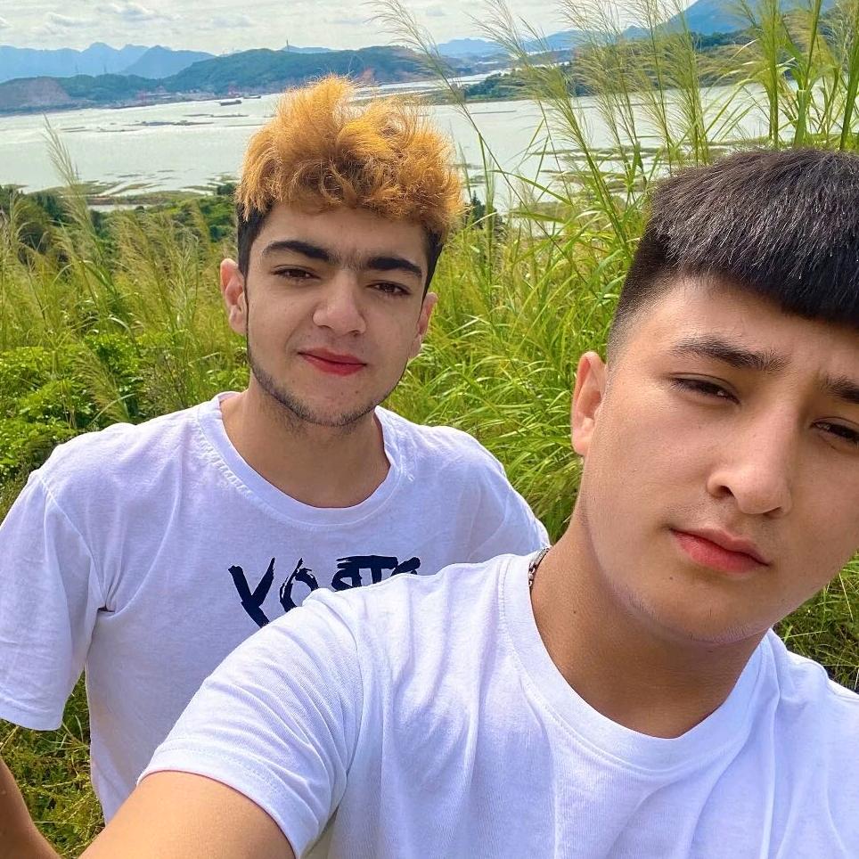 永不低头 😎