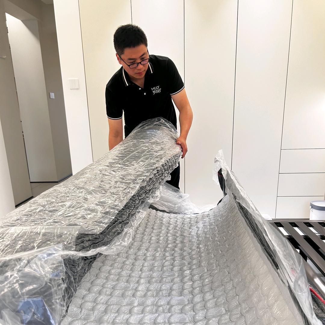 李哥青白江广汉床垫