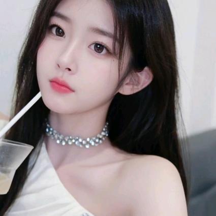 萝莉@小熊