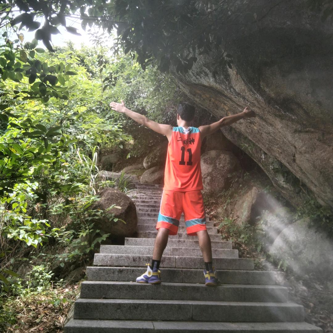 正在输入………