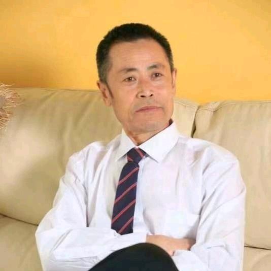 儒雅瘦老