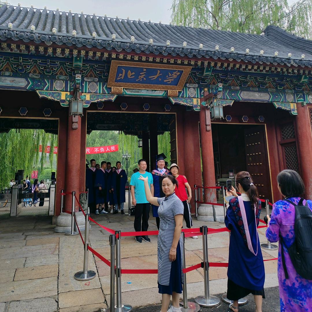 小Y头  (勿连赞)