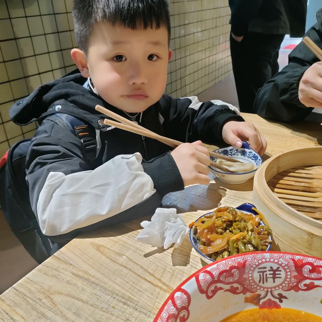 庆哥哥