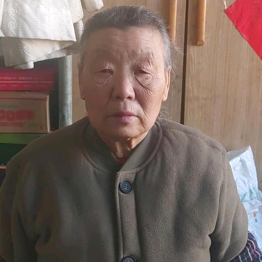 月奶奶9，50分开播