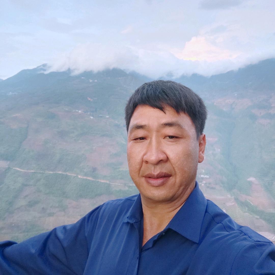 石鹏翔