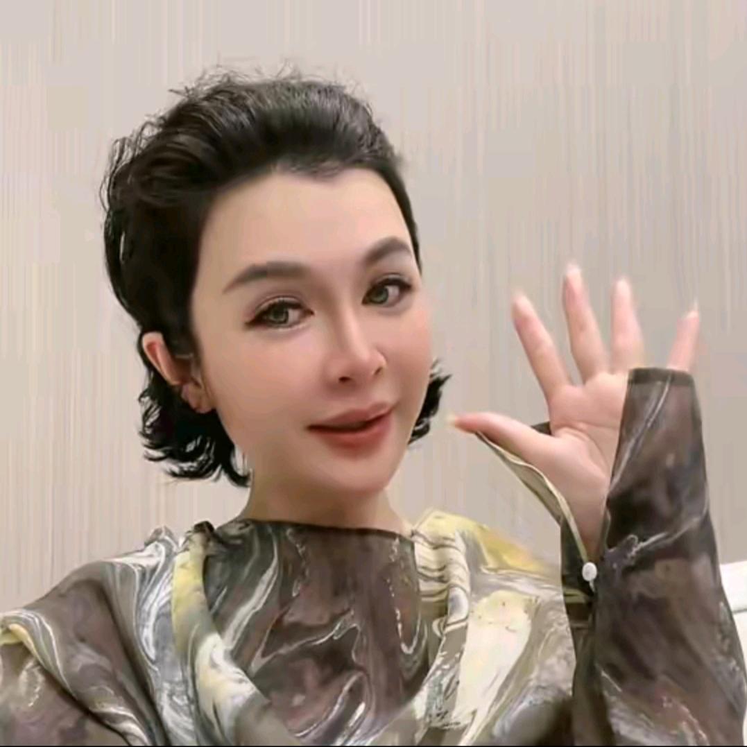 潘依绣【日常分享】