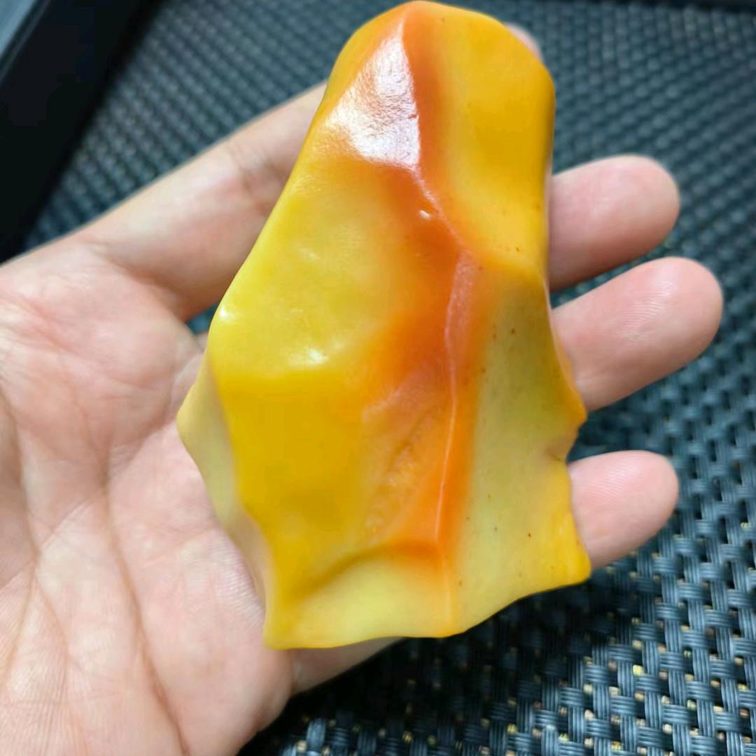 杨哥，玩石
